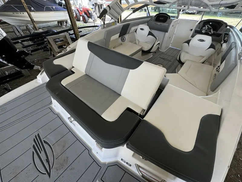 Slide: The Image of Chaparral 23 SSi 2025 - 4