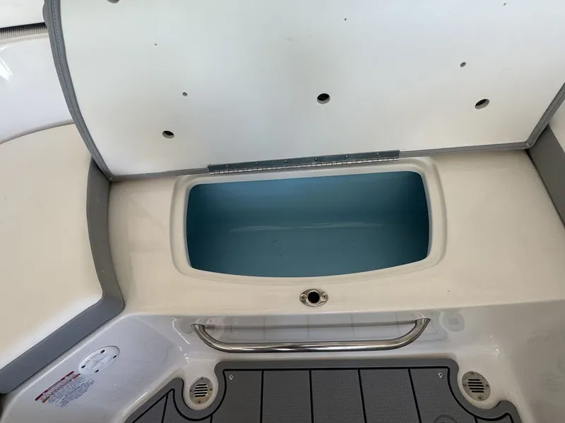 Slide: The Image of Chaparral 23 SSi 2025 - 7