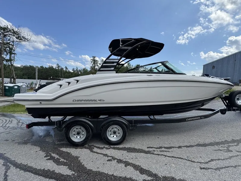 Slide: The Image of Chaparral 23 SSi 2025 - 6