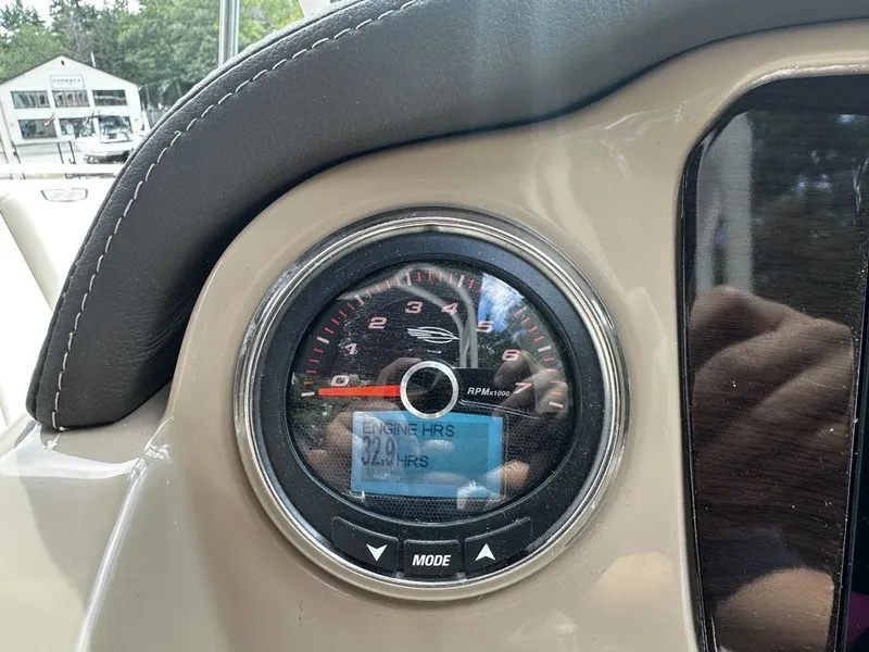 Slide: The Image of Chaparral 23 SSi 2022 - 12