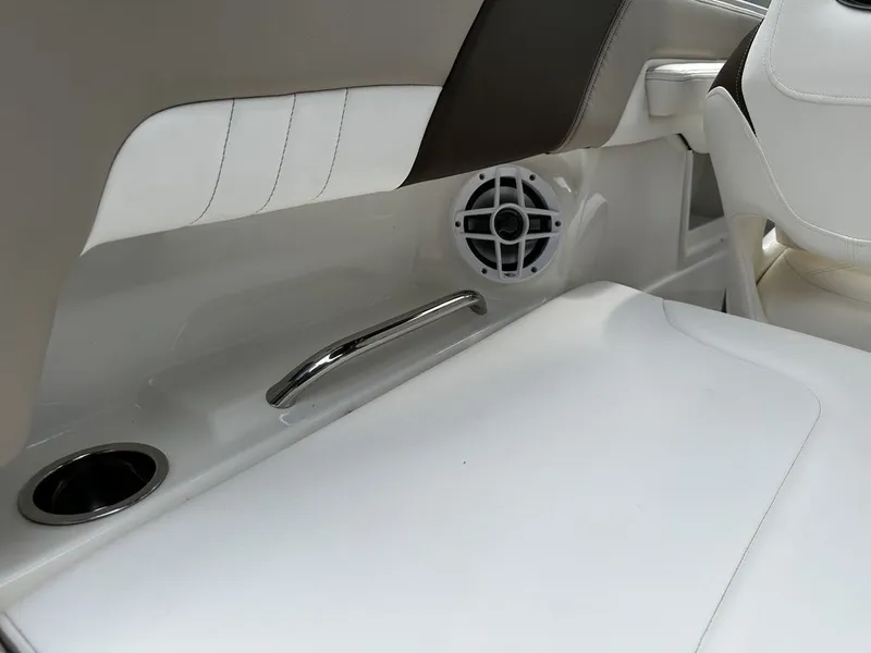 Slide: The Image of Chaparral 23 SSi 2022 - 21