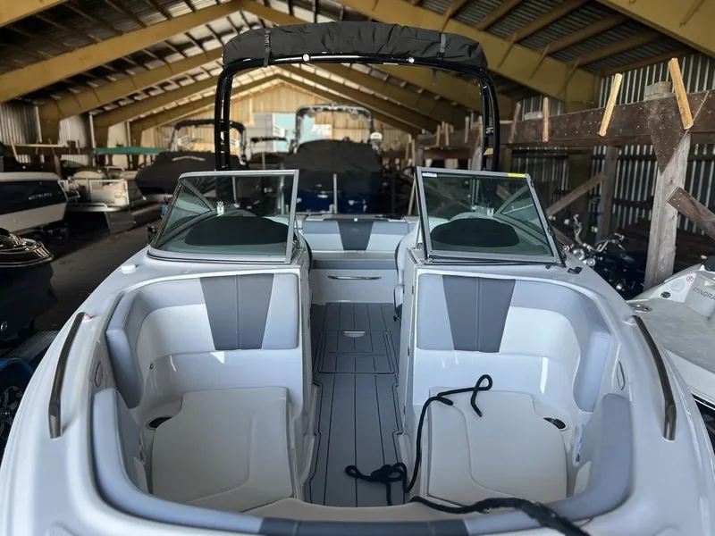 Slide: The Image of Chaparral 23 SSi 2024 - 9