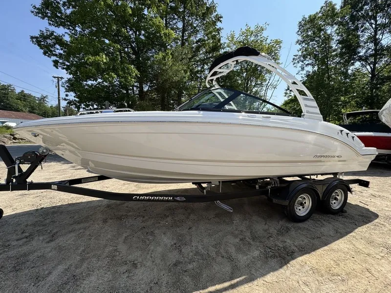 Slide: The Image of Chaparral 23 SSI SPORT 2025 - 3