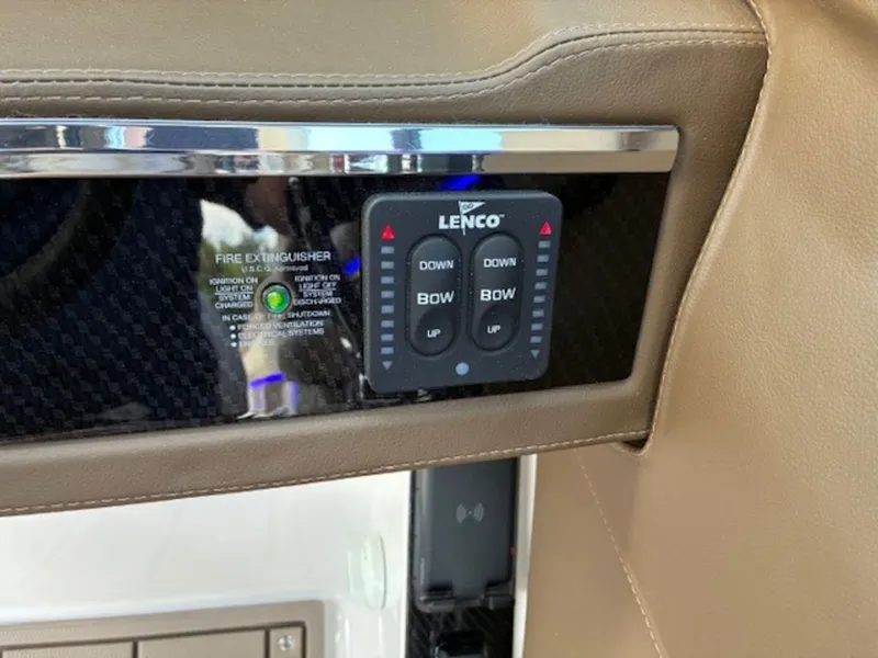 Slide: The Image of Chaparral 267 SSX 2024 - 9