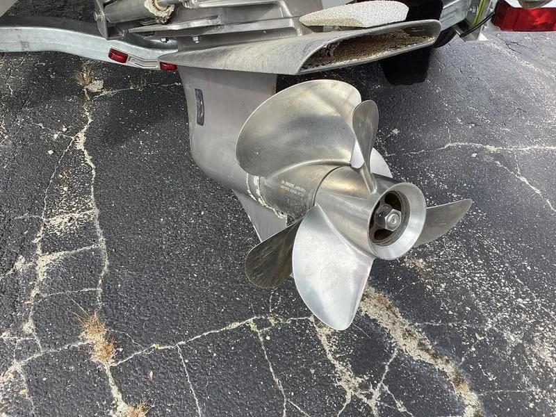 Slide: The Image of Cobalt 220S 2020 - 10