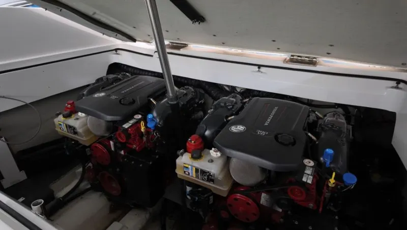 Slide: The Image of Cobalt R30 2019 - 8