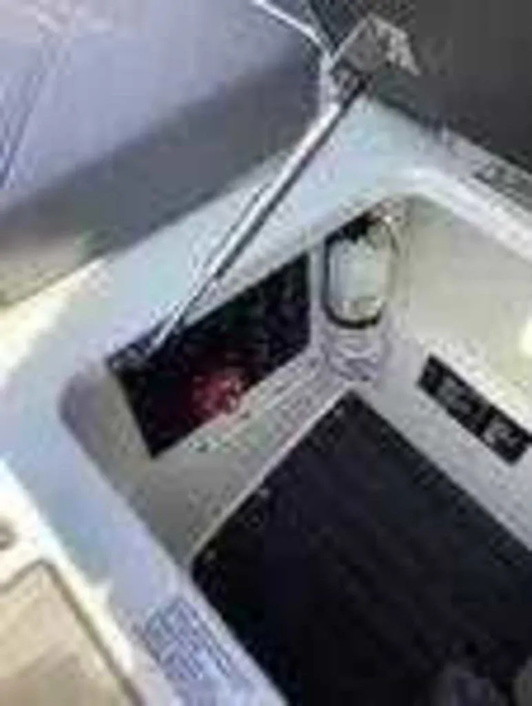 Slide: The Image of Cobalt R4 Outboard 2025 - 12