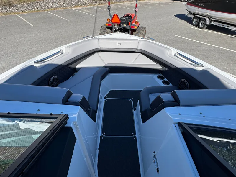 Slide: The Image of Cobalt R6 2021 - 35