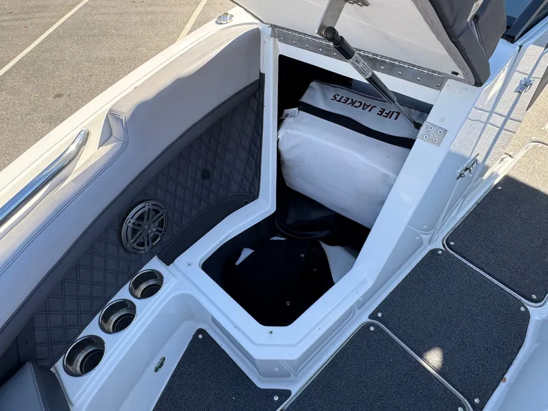 Slide: The Image of Cobalt R6 2021 - 37