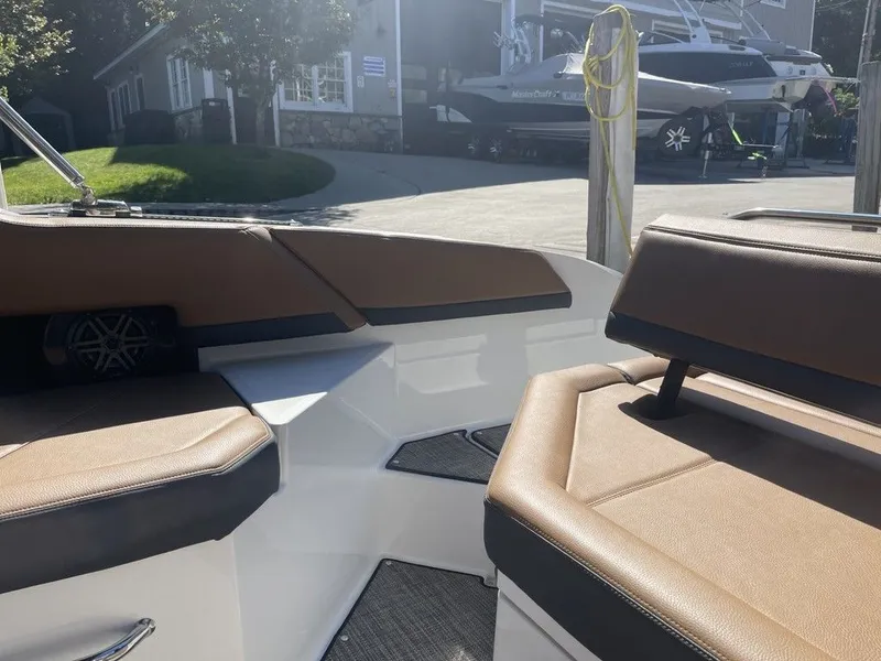 Slide: The Image of Cobalt R6 2025 - 13