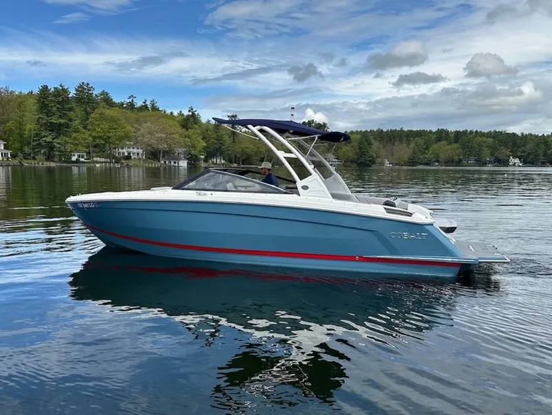 Slide: The Image of Cobalt R8 2025 - 2