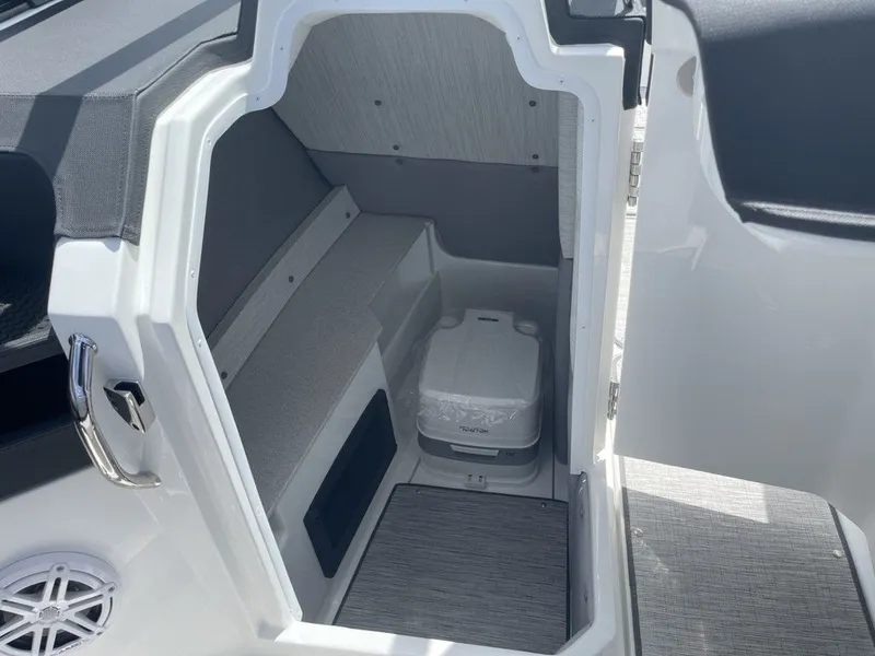 Slide: The Image of Cobalt R8 2025 - 29