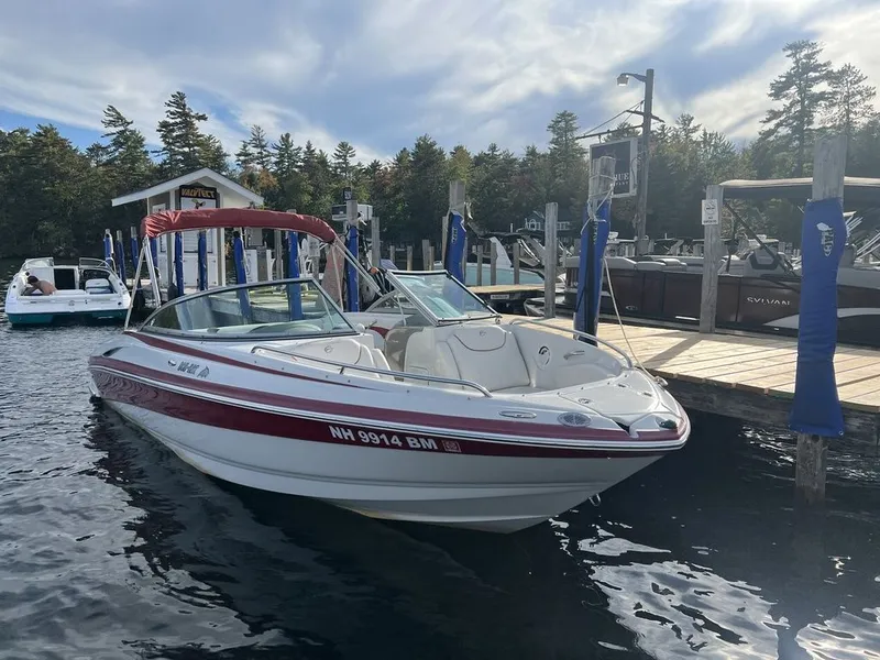 Slide: The Image of Crownline Boats 230 LS 2007 - 2