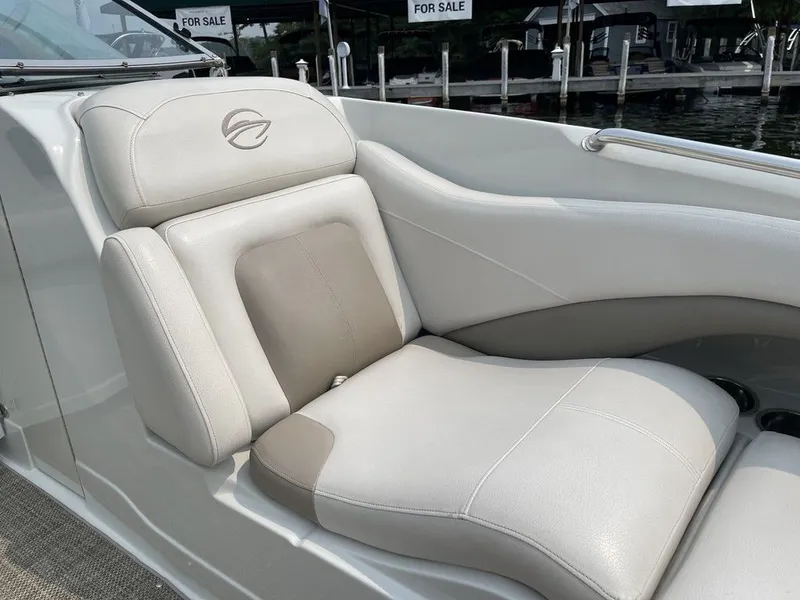 Slide: The Image of Crownline Boats 255SS 2015 - 16