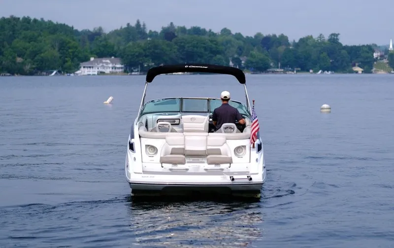 Slide: The Image of Crownline Boats 255SS 2015 - 8
