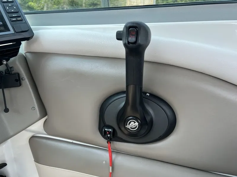 Slide: The Image of Crownline Boats Eclipse E6 2012 - 12