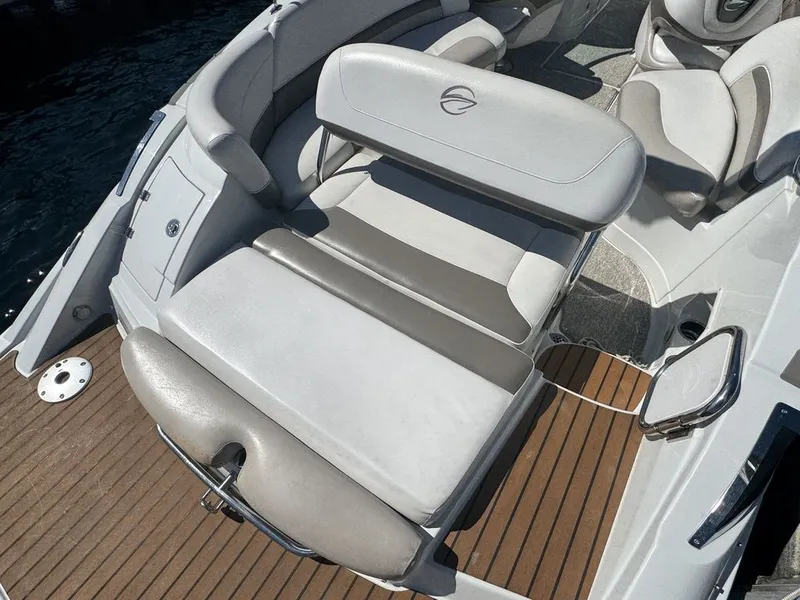 Slide: The Image of Crownline Boats Eclipse E6 2012 - 16