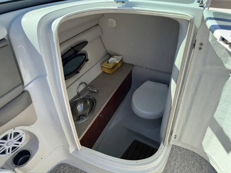 Slide: The Image of Crownline Boats Eclipse E6 2012 - 27