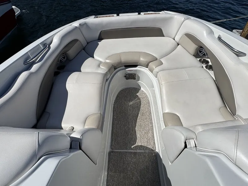 Slide: The Image of Crownline Boats Eclipse E6 2012 - 29