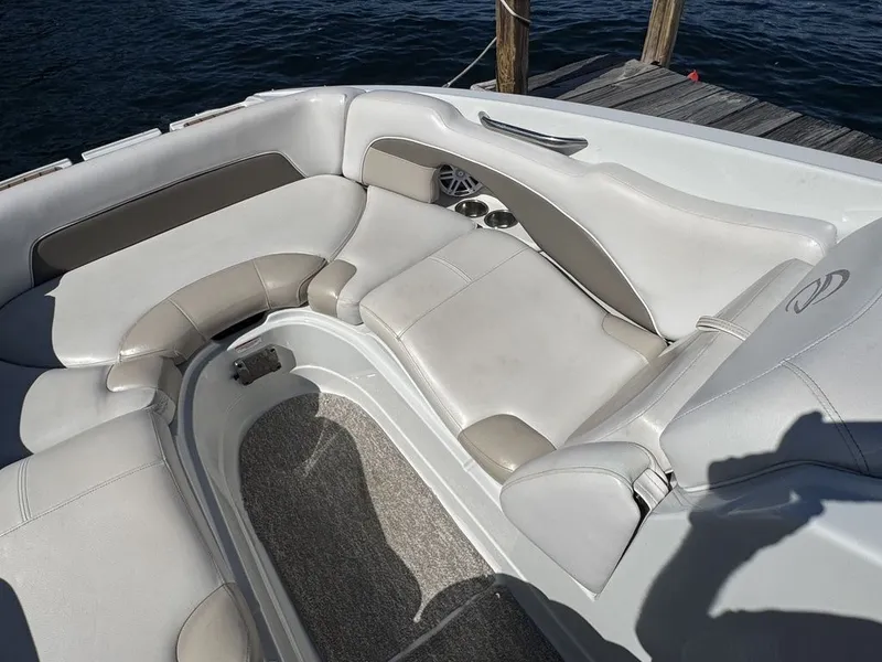 Slide: The Image of Crownline Boats Eclipse E6 2012 - 31