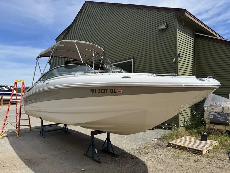 Slide: The Image of Crownline Boats Eclipse E6 2012 - 4