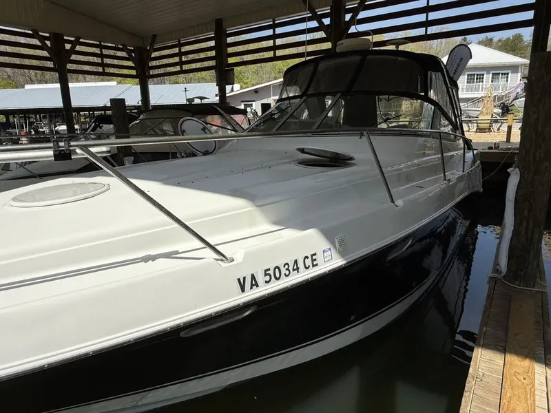 Slide: The Image of Four Winns 378 Vista 2003 - 3