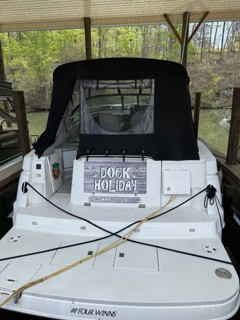 Slide: The Image of Four Winns 378 Vista 2003 - 4