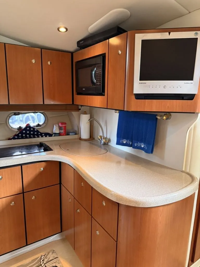 Slide: The Image of Four Winns 378 Vista 2003 - 7