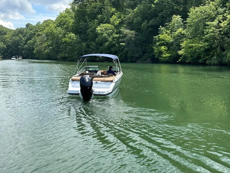 Slide: The Image of Four Winns H2C Horizon OB 2023 - 4