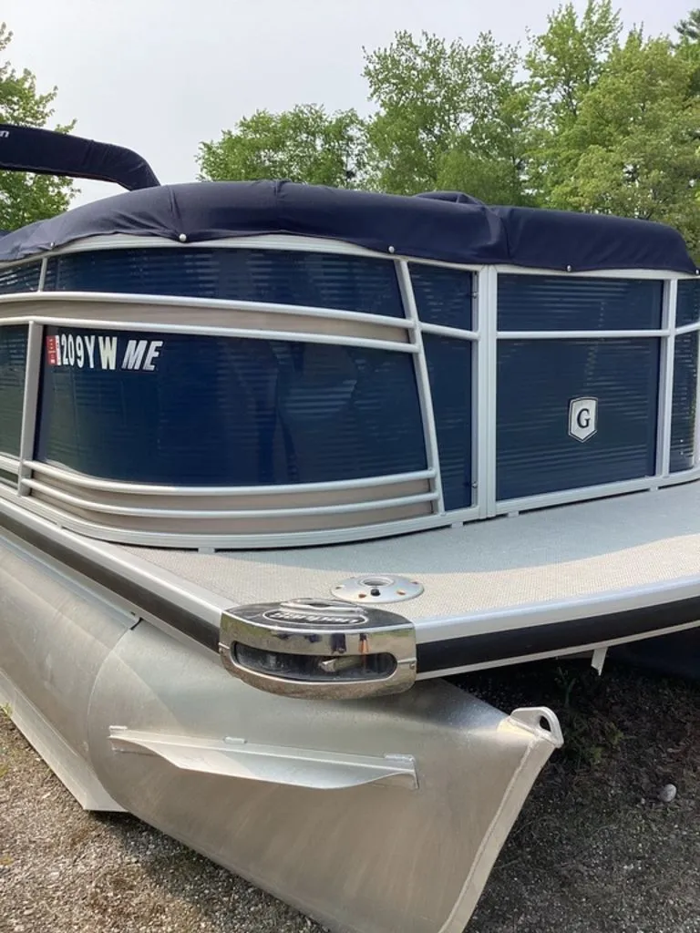 Slide: The Image of Godfrey SUNPAN SP2500 FE 2016 - 5