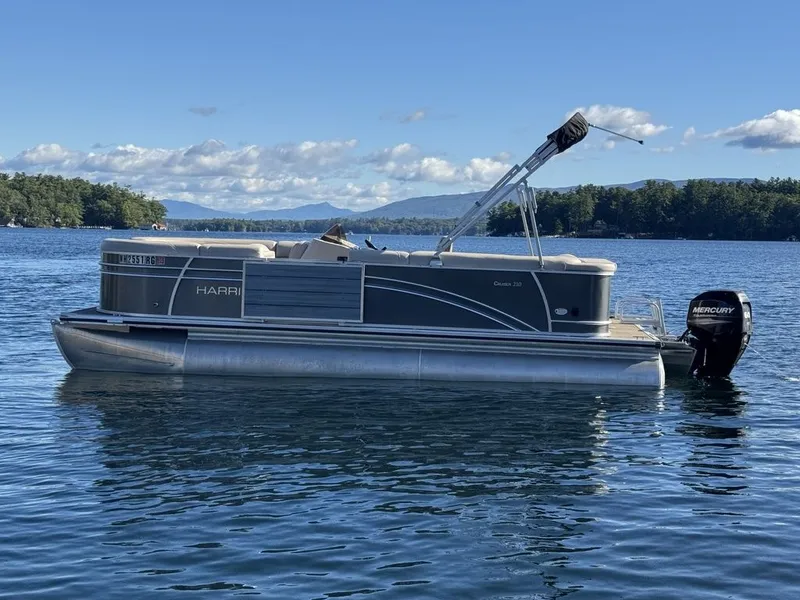 Slide: The Image of Harris Cruiser 210 2019 - 9