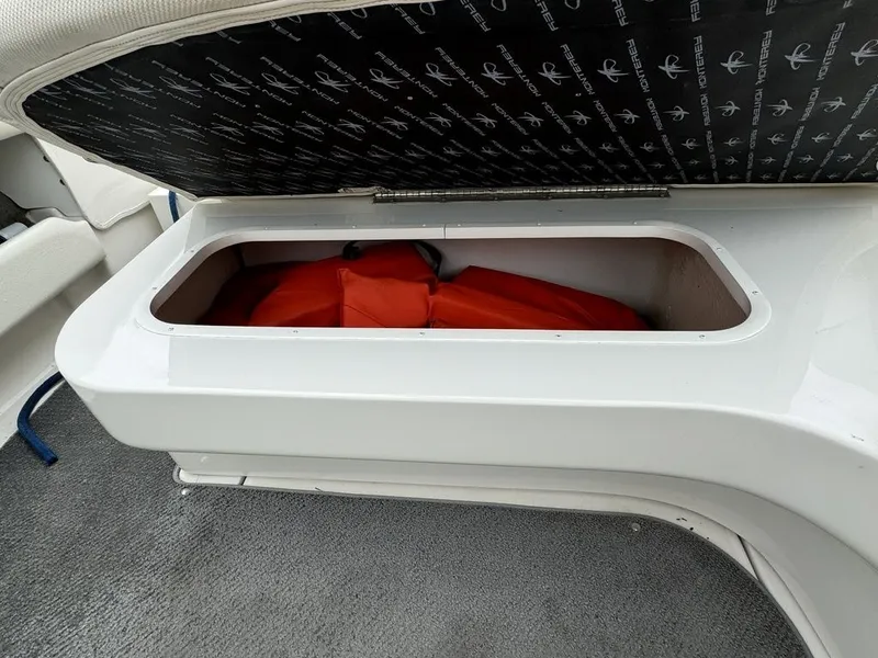 Slide: The Image of Monterey 228 SI Montura BR 2003 - 12