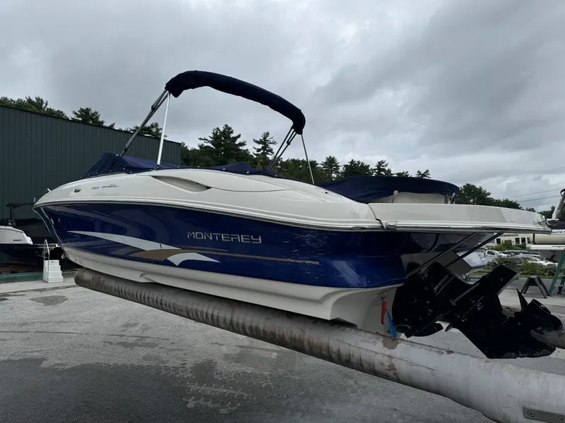 Slide: The Image of Monterey 228 SI Montura BR 2003 - 3