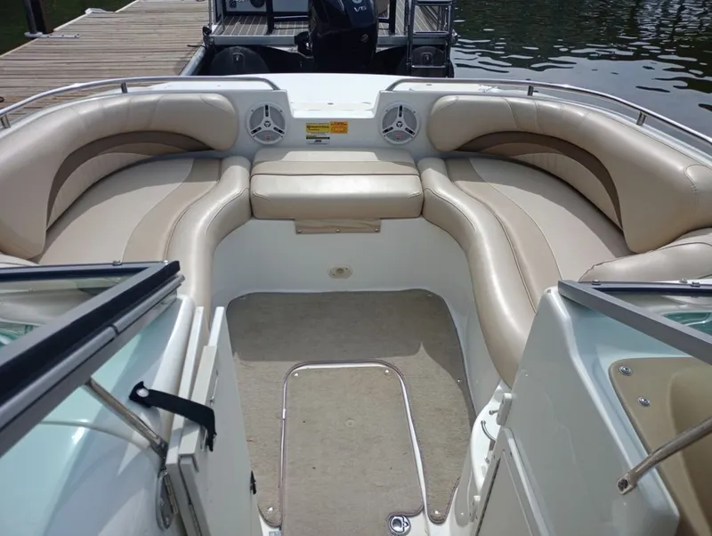 Slide: The Image of Nautic 232DC 2011 - 8