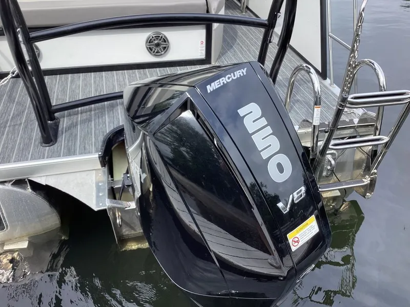 Slide: The Image of Premier 230 Solaris RL 2024 - 2