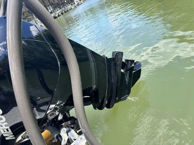 Slide: The Image of Premier 230 SunSation Angler 2025 - 14