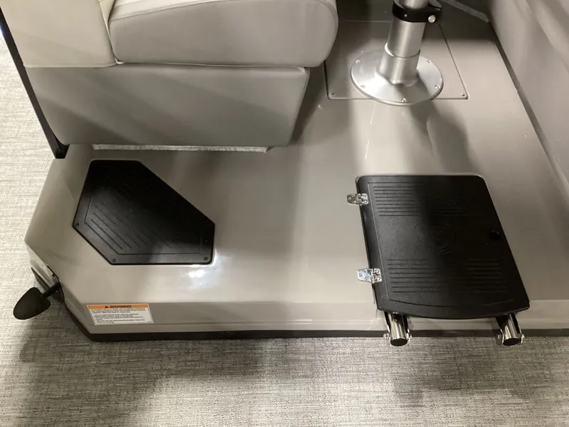 Slide: The Image of Premier 250 Solaris Rev 2024 - 22