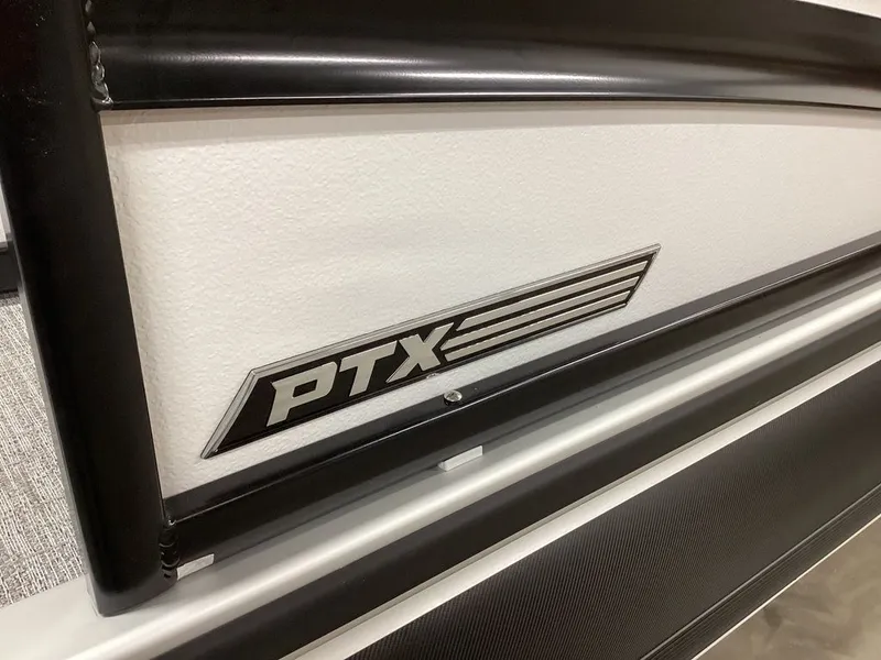 Slide: The Image of Premier 250 Solaris Rev 2024 - 34