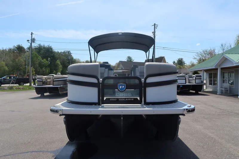 Slide: The Image of Premier 250 Solaris Rev 2024 - 5