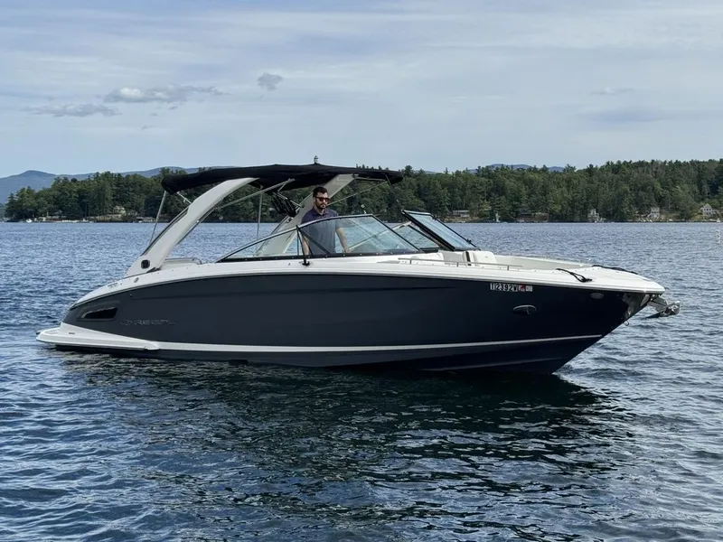 Slide: The Image of Regal 2800 Bowrider 2020 - 2