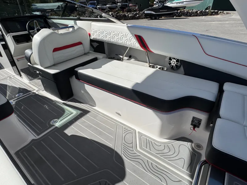 Slide: The Image of Regal LS6 Ultimate 2024 - 21