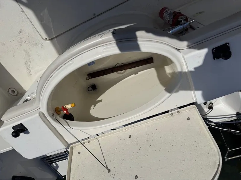 Slide: The Image of Seaswirl 2301 Striper 2002 - 11