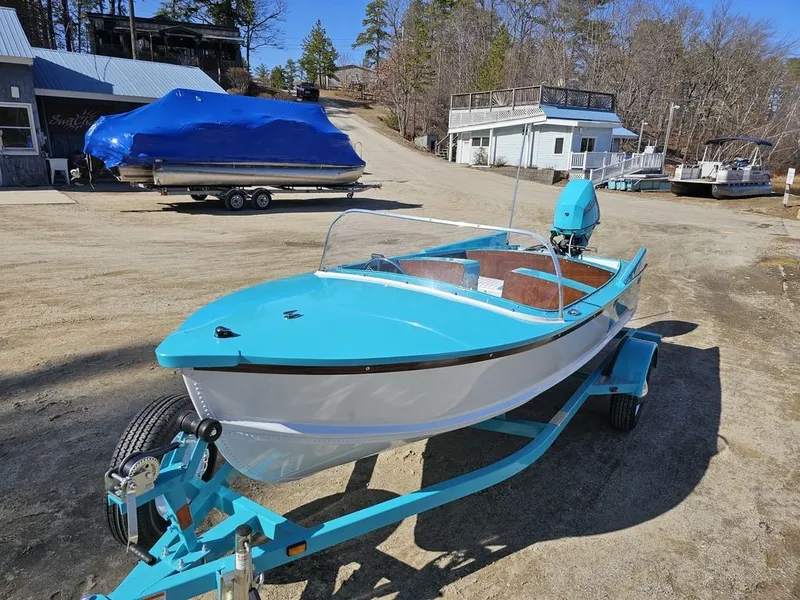 Slide: The Image of Starcraft 57 Ski Champ 2025 - 6