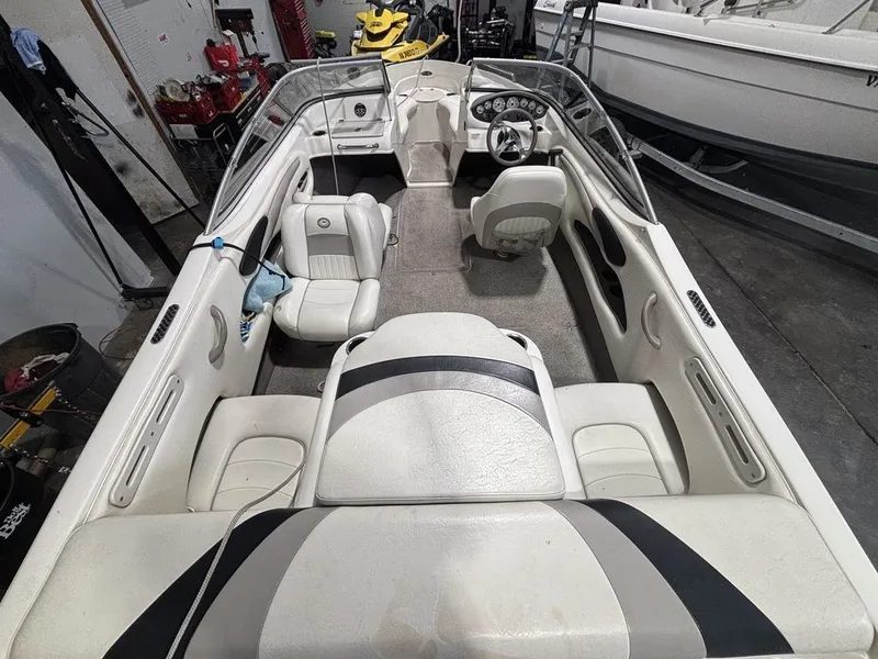 Slide: The Image of Stingray 195 LX 2012 - 5