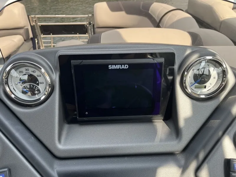 Slide: The Image of Sylvan L-1 LZ 2023 - 12