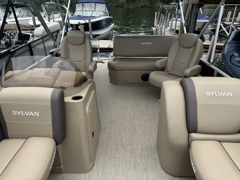 Slide: The Image of Sylvan Mirage 8520 CLZ DH 2025 - 23