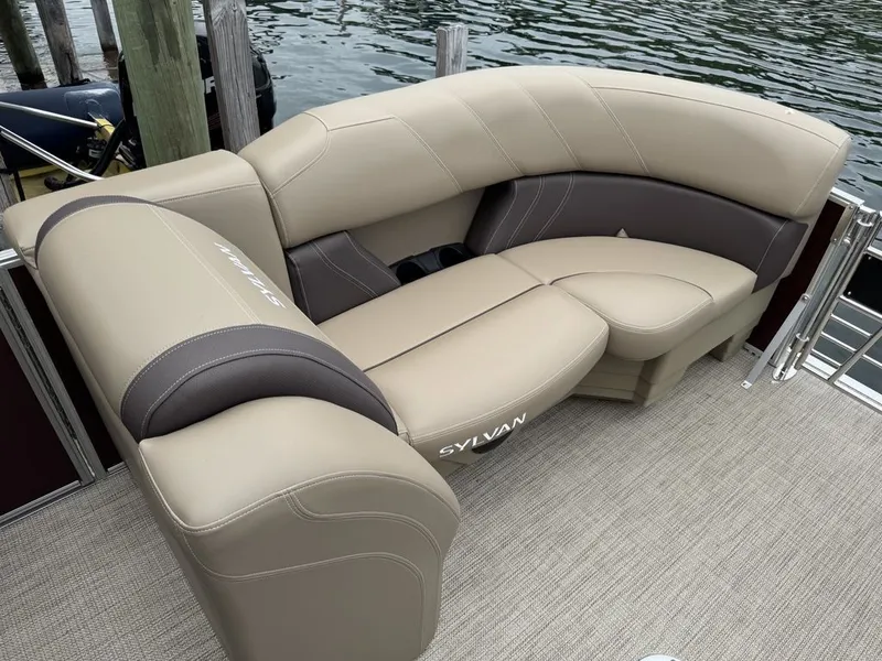 Slide: The Image of Sylvan Mirage 8520 CLZ DH 2025 - 21