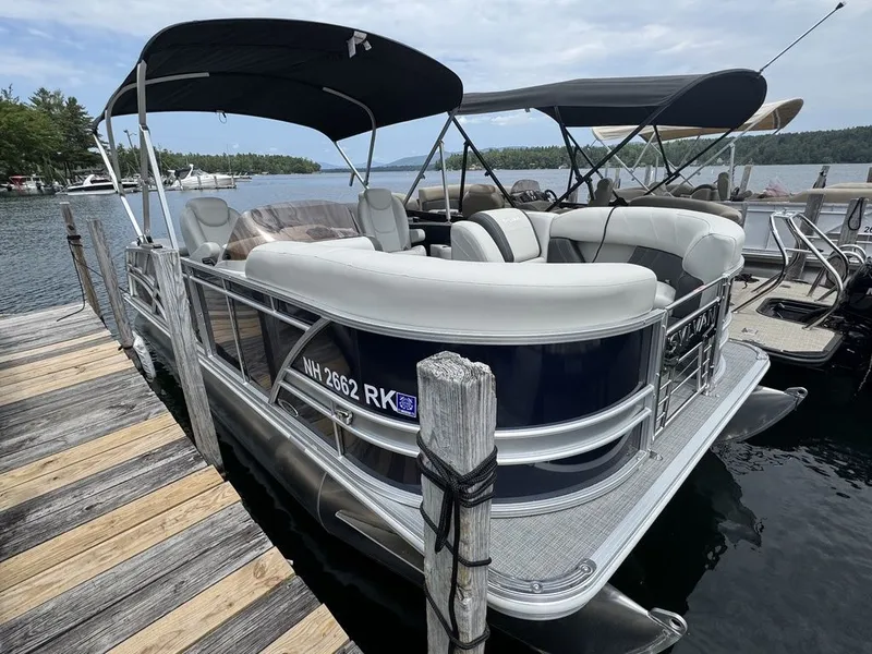 Slide: The Image of Sylvan Mirage 8520 CLZ DH 2025 - 14