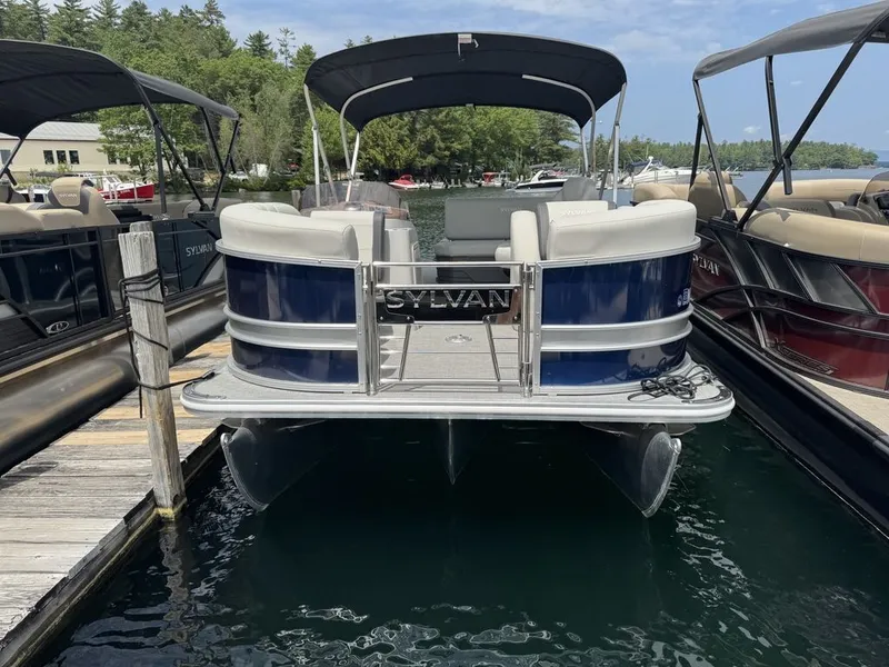 Slide: The Image of Sylvan Mirage 8520 CLZ DH 2025 - 16