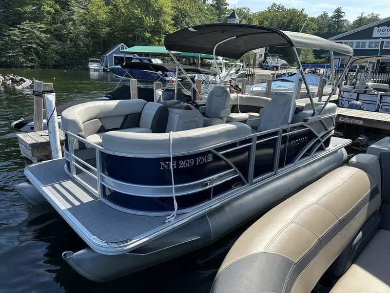 Slide: The Image of Sylvan Mirage 8520 LZ 2023 - 2